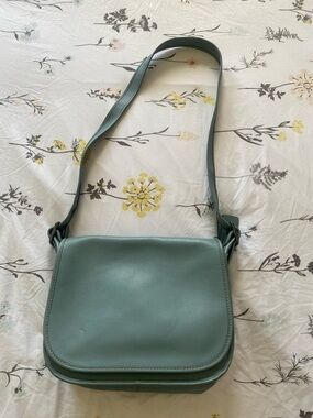 Vintage Coach Women’s Blue Gray Soft Leather Crossbody Saddle Bag
